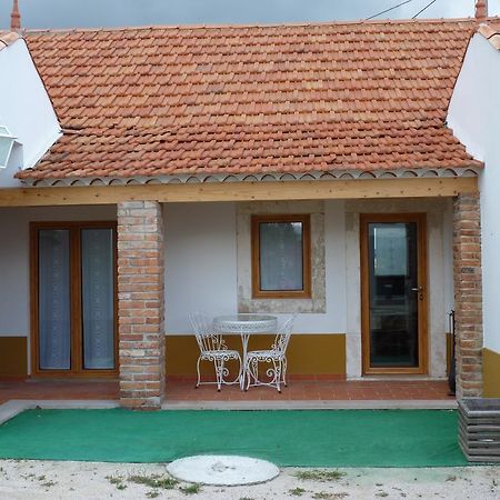 Refugio da Ti Maria Villa Batalha Bagian luar foto